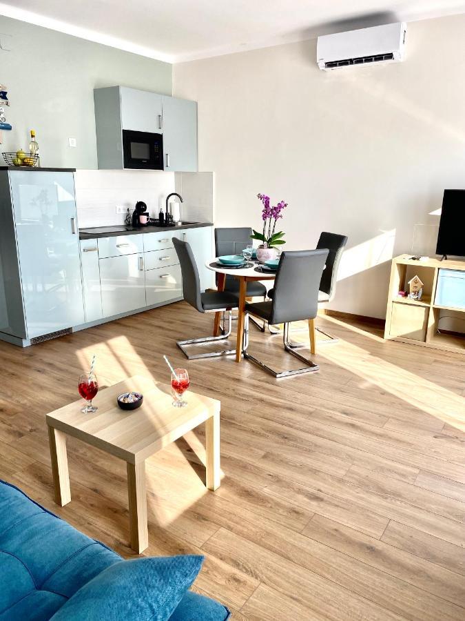 Alsóörs Azur Panorama Apartman מראה חיצוני תמונה