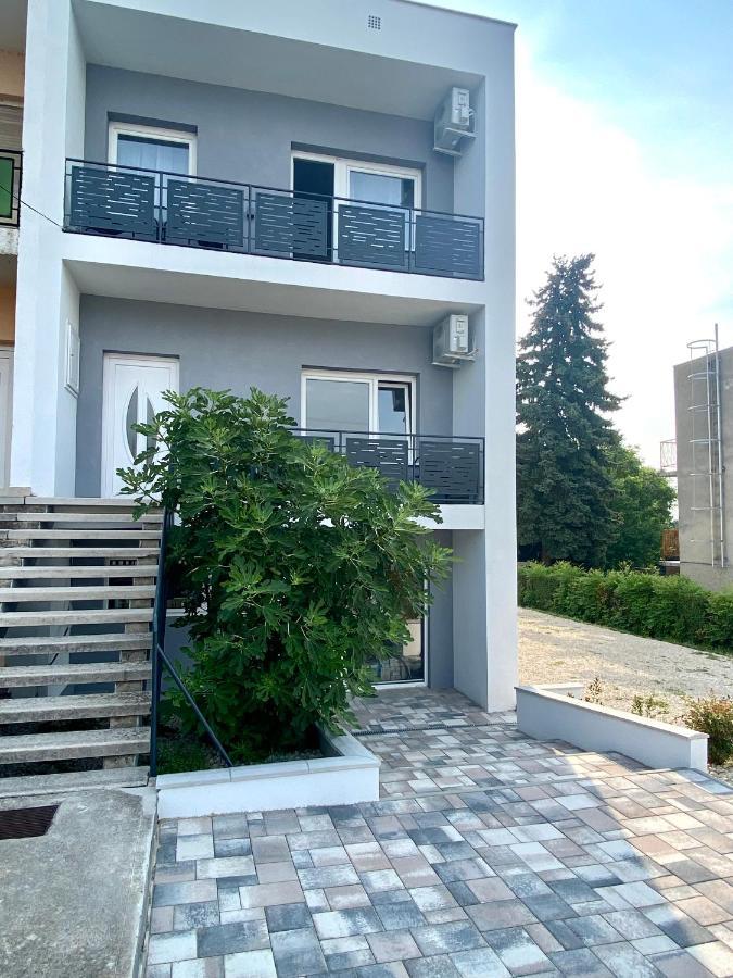 Alsóörs Azur Panorama Apartman מראה חיצוני תמונה