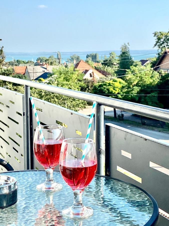 Alsóörs Azur Panorama Apartman מראה חיצוני תמונה