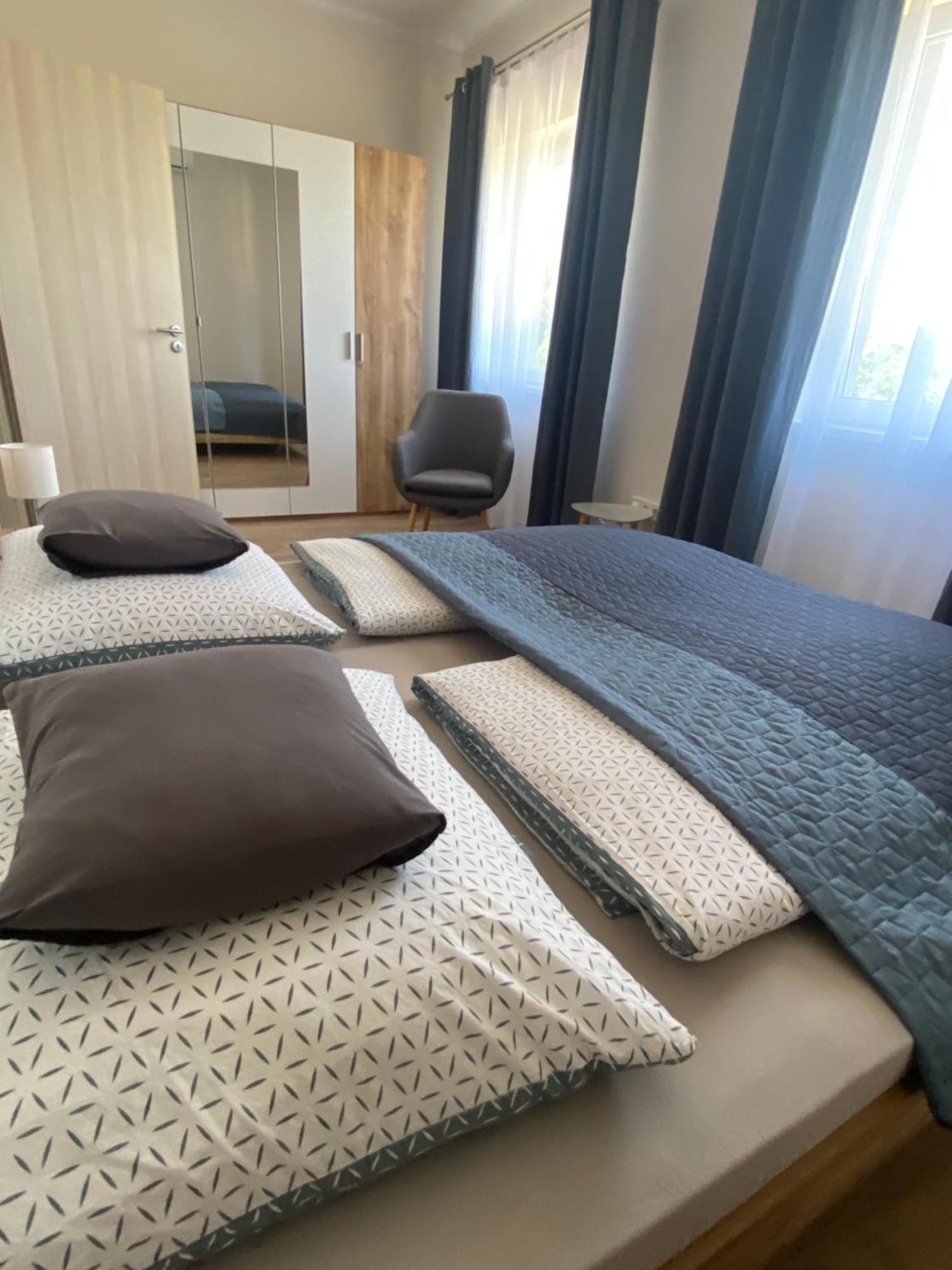 Alsóörs Azur Panorama Apartman מראה חיצוני תמונה
