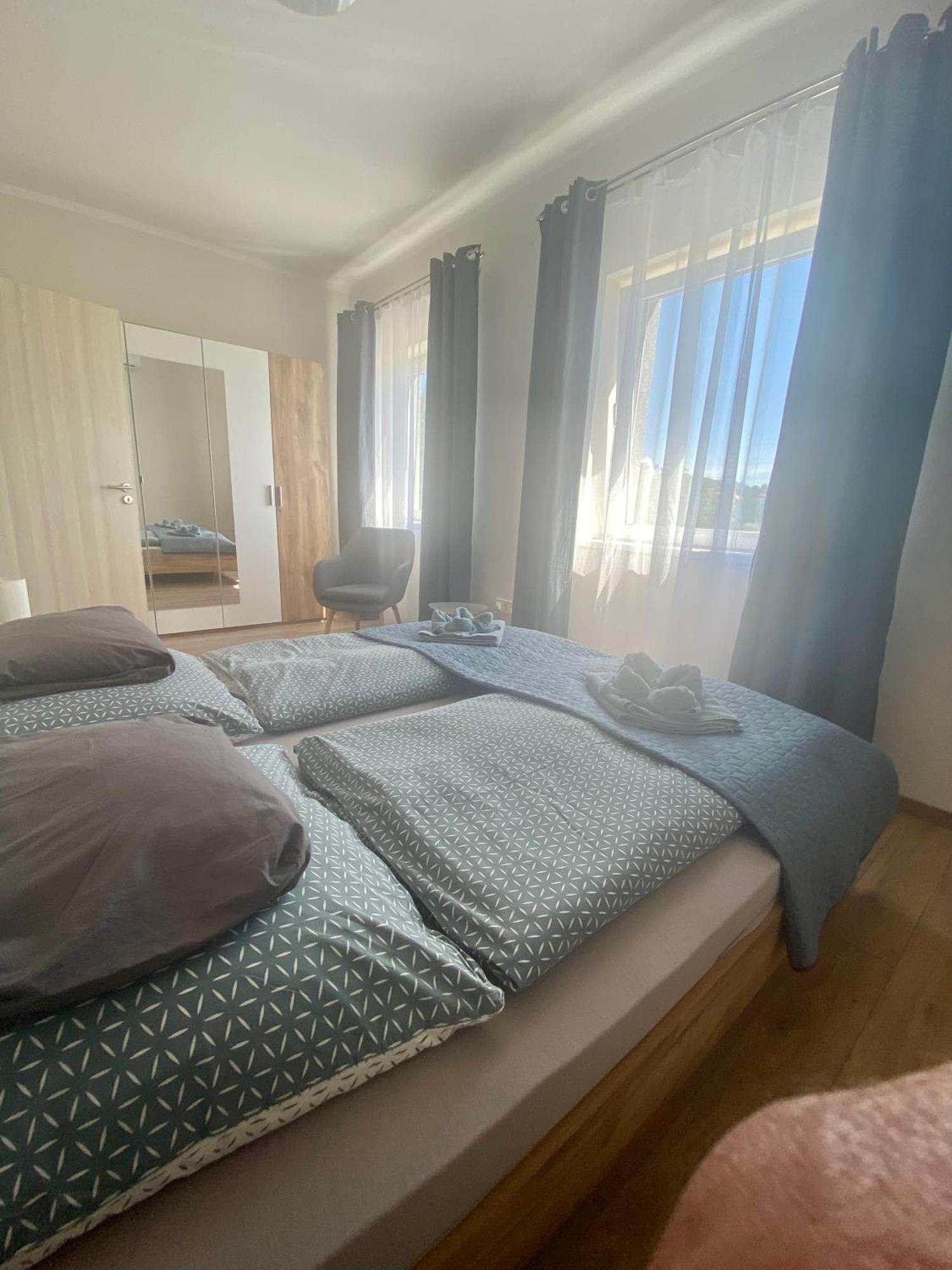 Alsóörs Azur Panorama Apartman מראה חיצוני תמונה