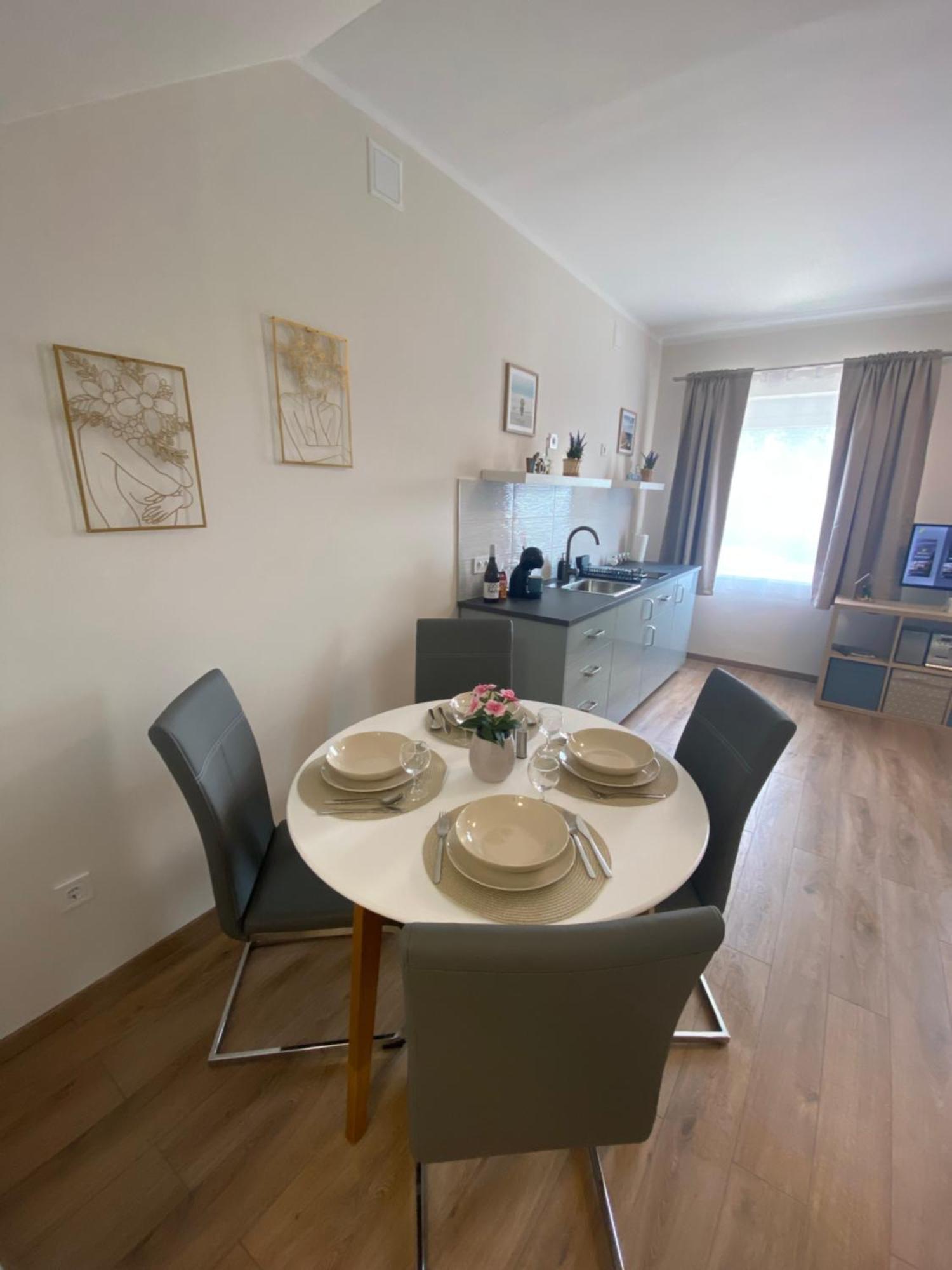 Alsóörs Azur Panorama Apartman מראה חיצוני תמונה