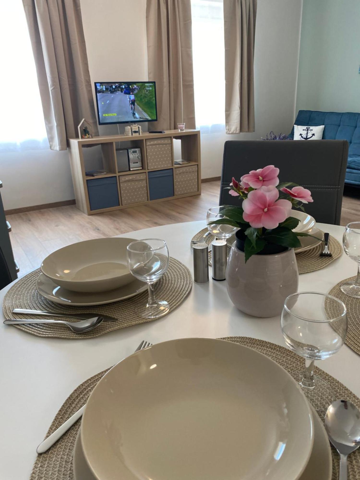 Alsóörs Azur Panorama Apartman מראה חיצוני תמונה