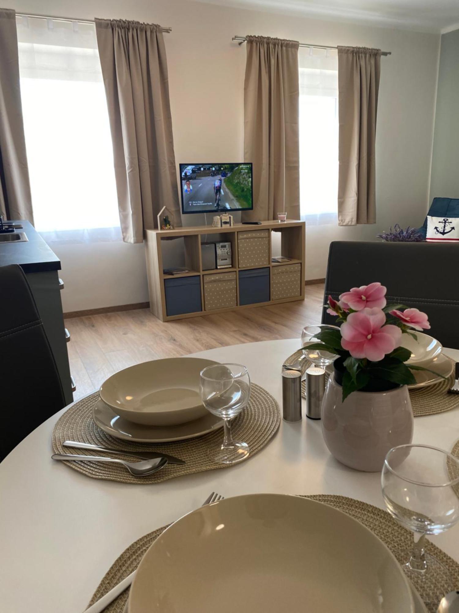 Alsóörs Azur Panorama Apartman מראה חיצוני תמונה