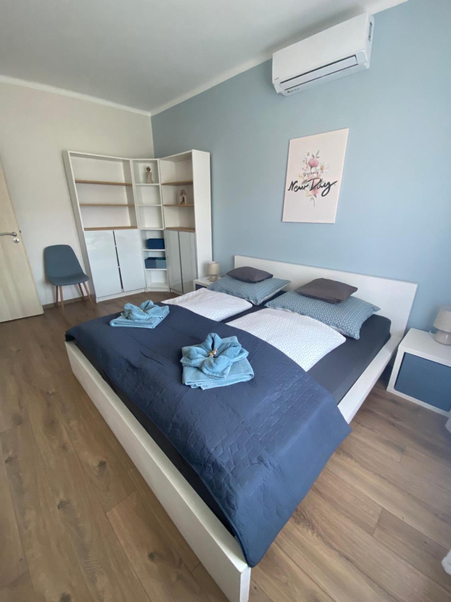 Alsóörs Azur Panorama Apartman מראה חיצוני תמונה