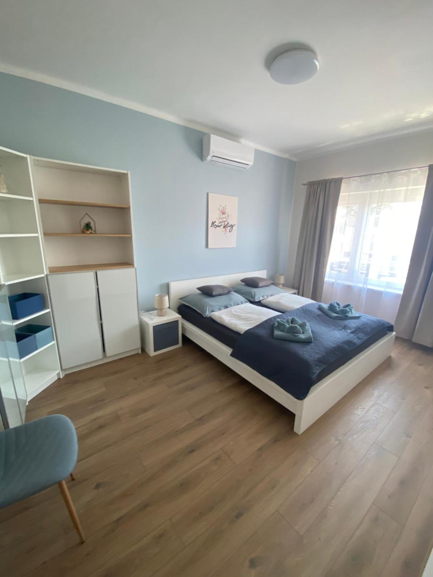 Alsóörs Azur Panorama Apartman מראה חיצוני תמונה